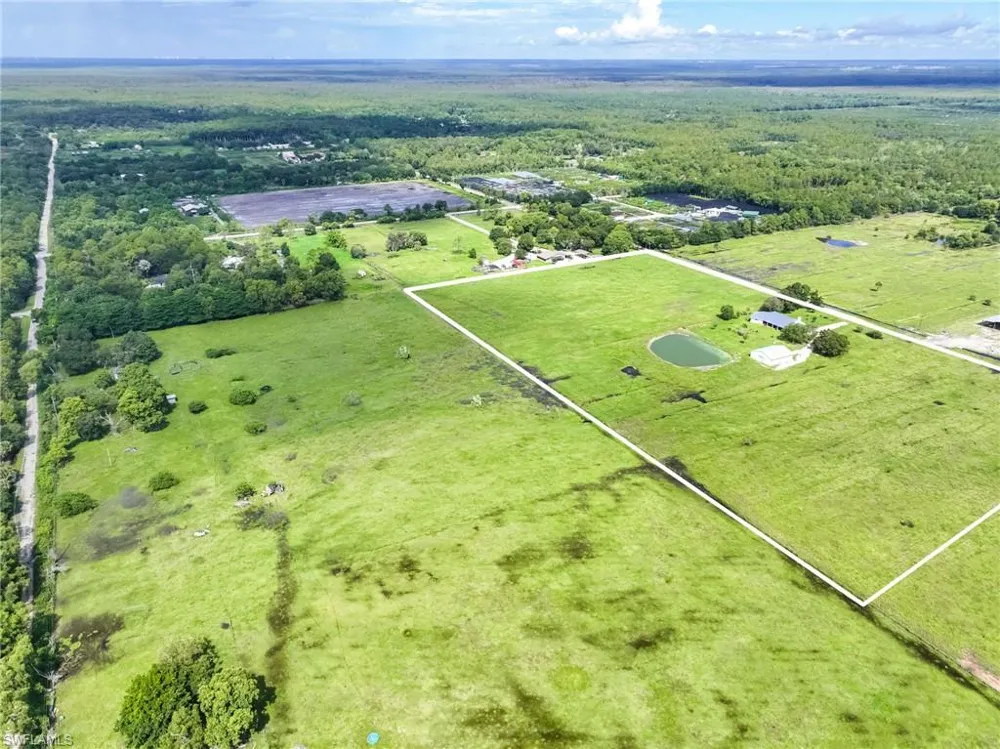 1330 Purple Martin Drive Naples, FL 34120