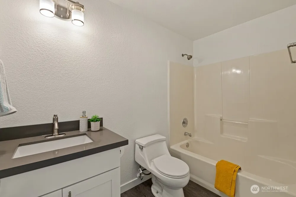 1930 75th Street SE Everett, WA 98203