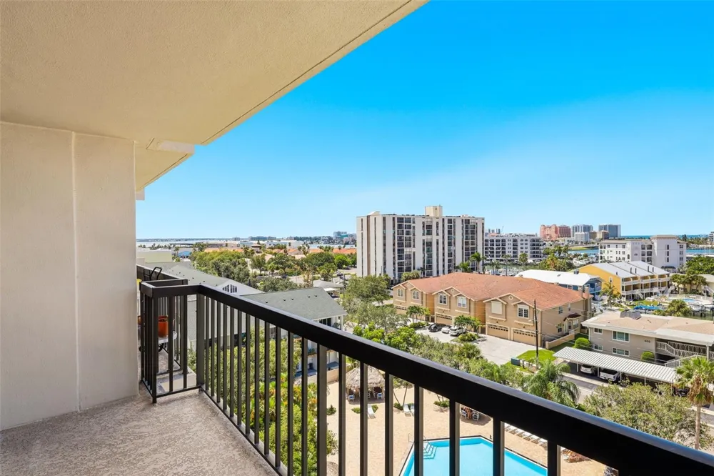 400 ISLAND WAY #805 Clearwater, FL 33767