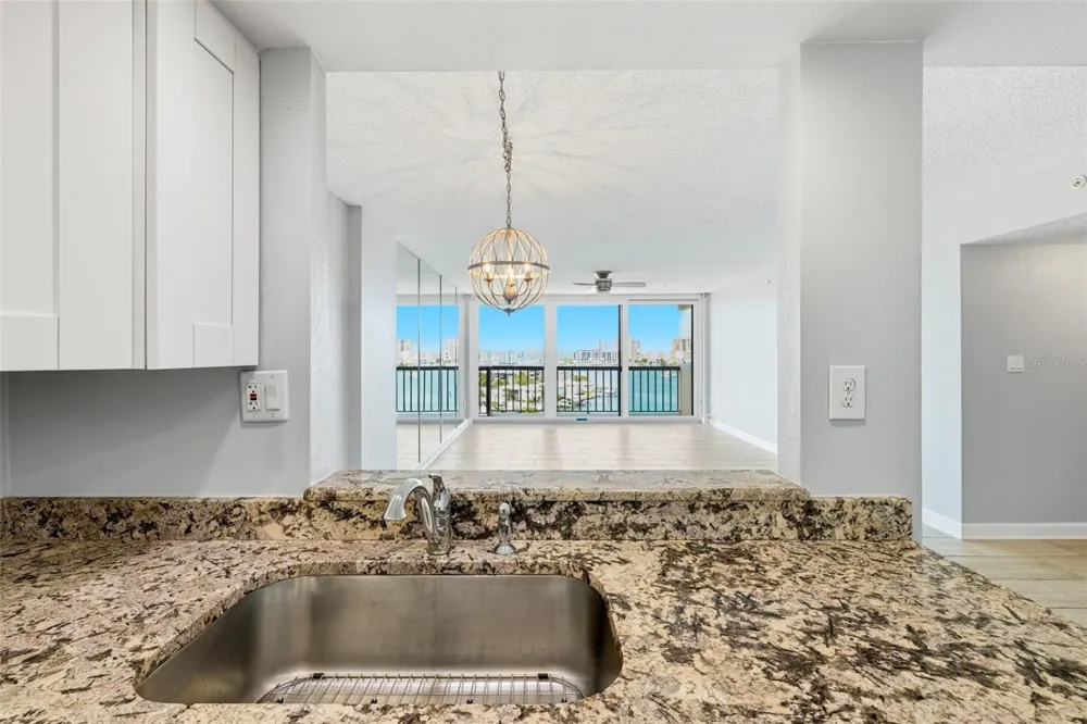 400 ISLAND WAY #805 Clearwater, FL 33767