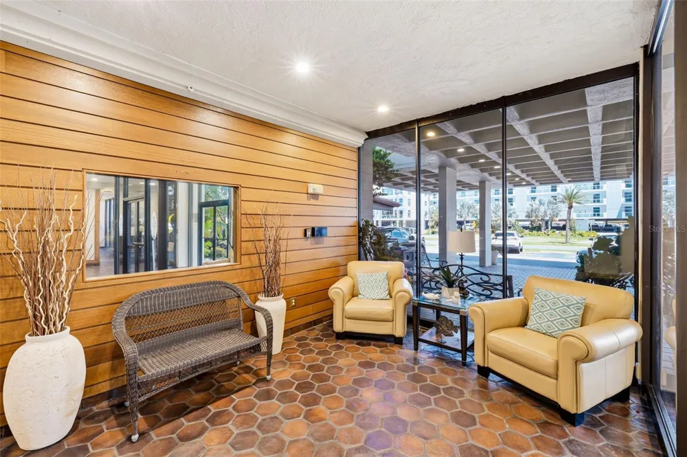 400 ISLAND WAY #805 Clearwater, FL 33767