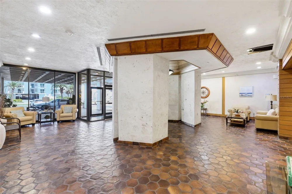 400 ISLAND WAY #805 Clearwater, FL 33767
