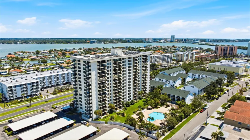400 ISLAND WAY #805 Clearwater, FL 33767
