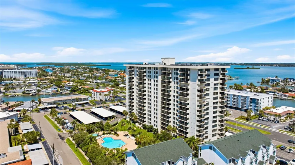 400 ISLAND WAY #805 Clearwater, FL 33767