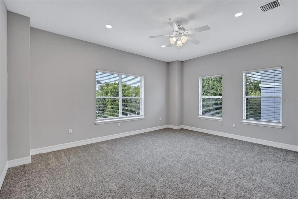 4512 BAY SPRING COURT Tampa, FL 33611