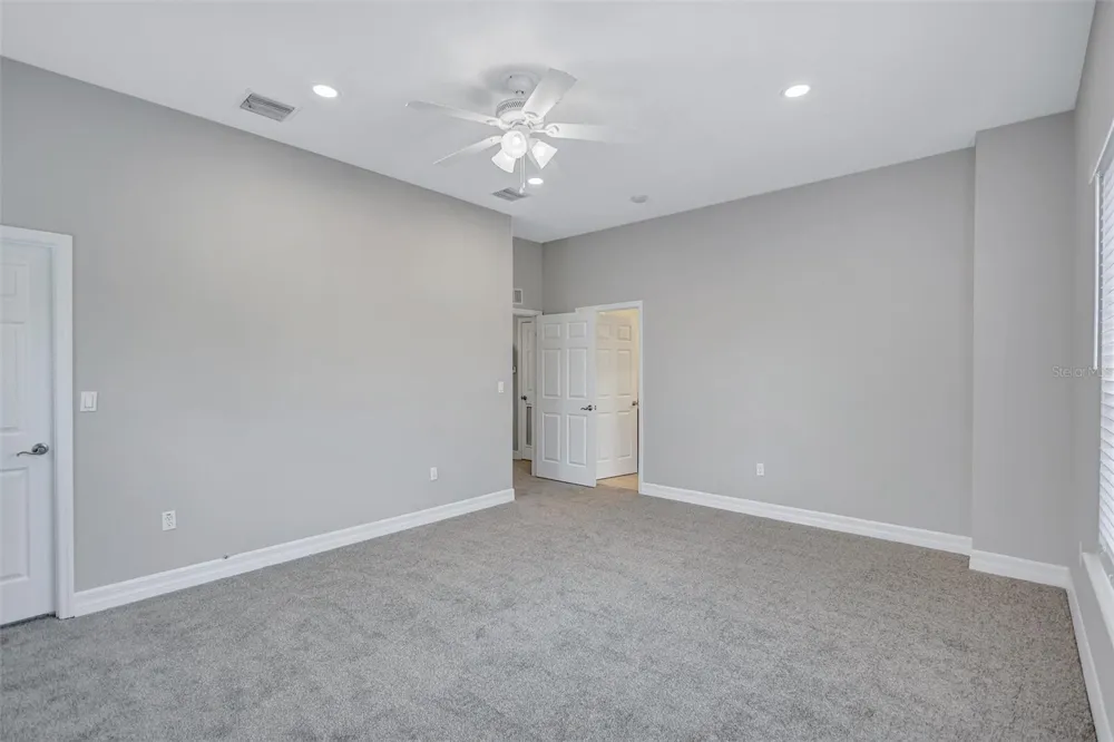 4512 BAY SPRING COURT Tampa, FL 33611