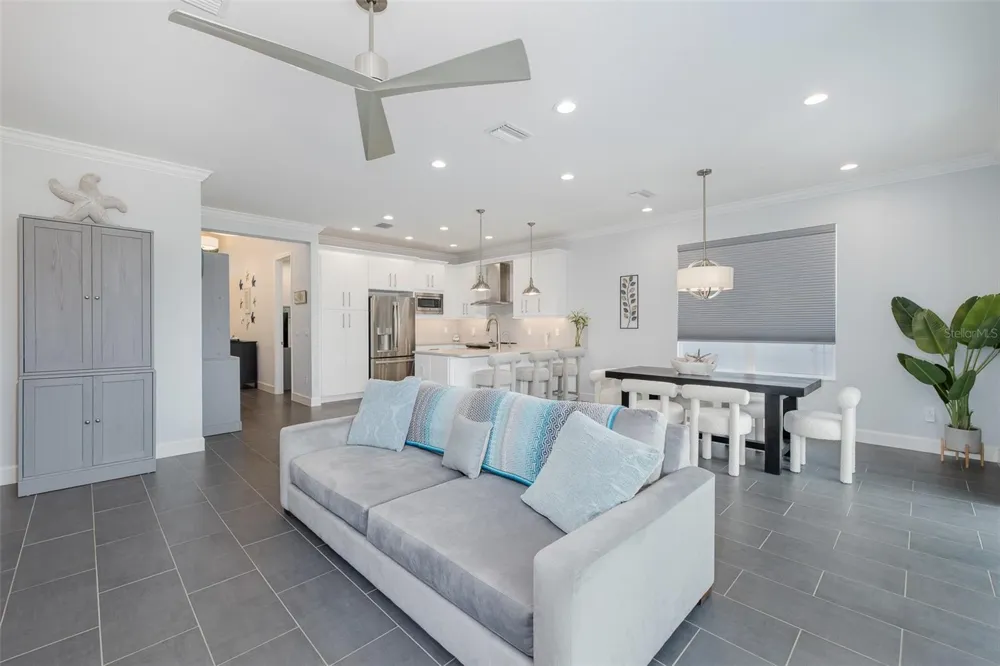 3101 MALTA AVENUE Wesley Chapel, FL 33543