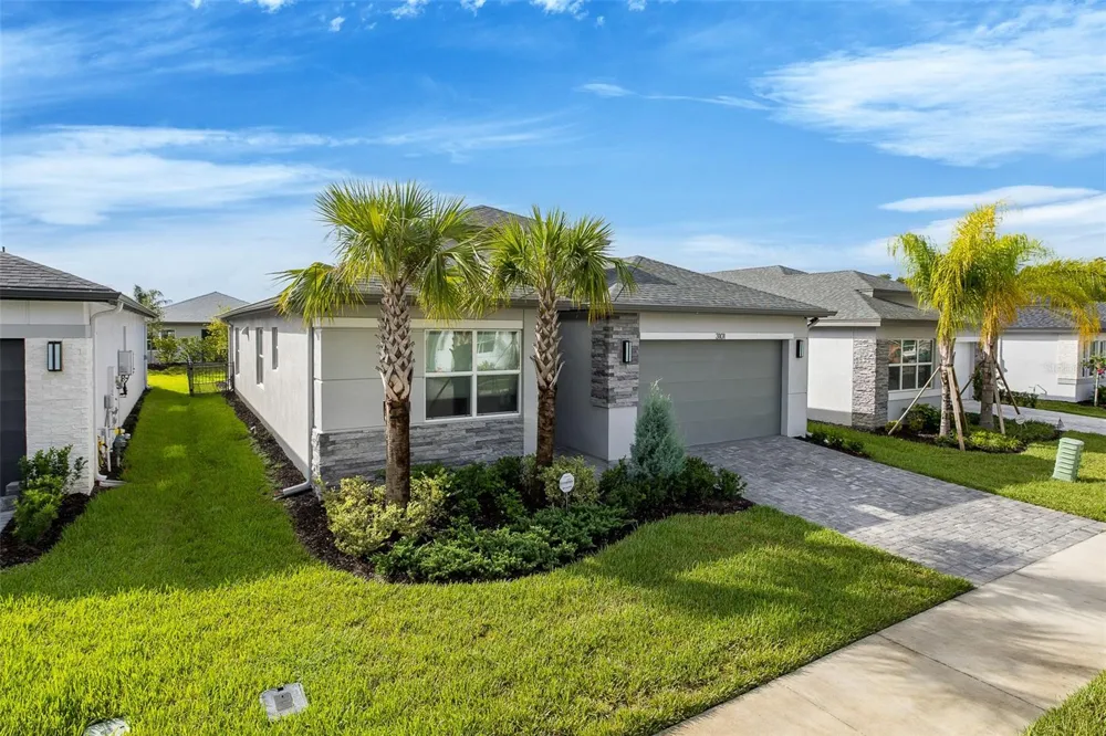 3101 MALTA AVENUE Wesley Chapel, FL 33543