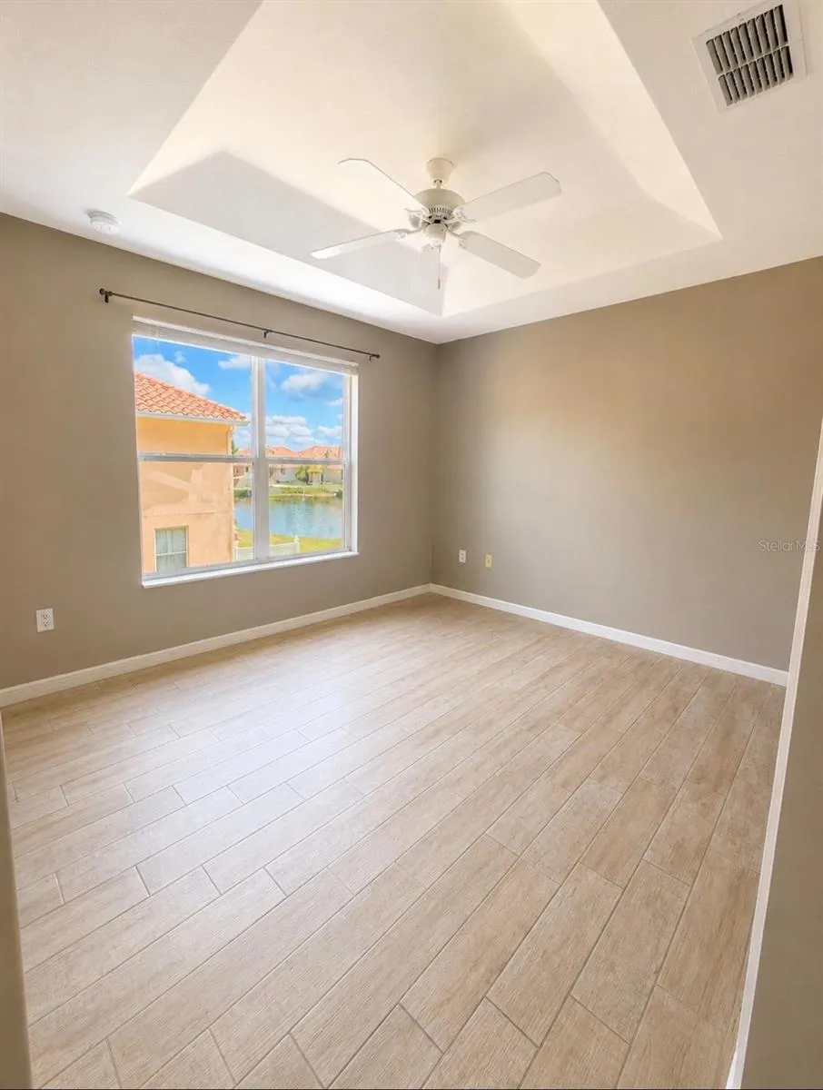 5521 PARADISE CAY CIRCLE Kissimmee, FL 34746