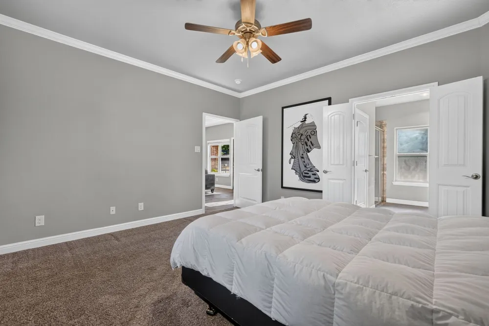305 Donna Circle Granbury, TX 76049