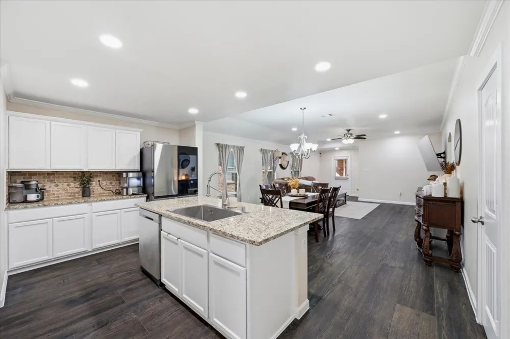 2225 Torch Lake Drive Forney, TX 75126