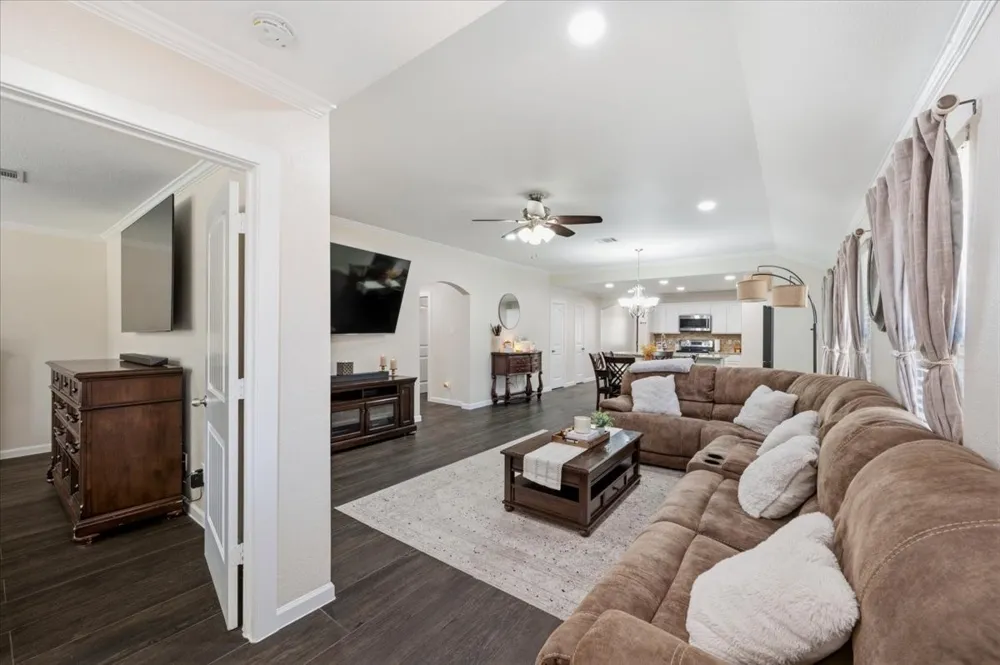 2225 Torch Lake Drive Forney, TX 75126