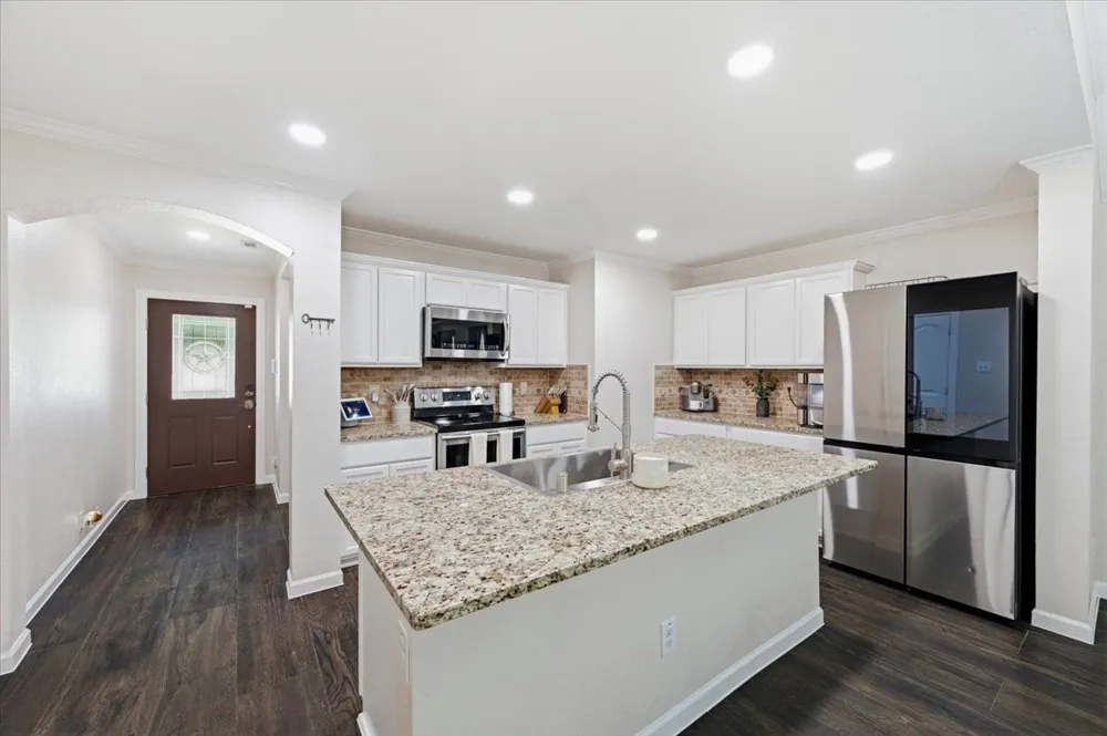 2225 Torch Lake Drive Forney, TX 75126