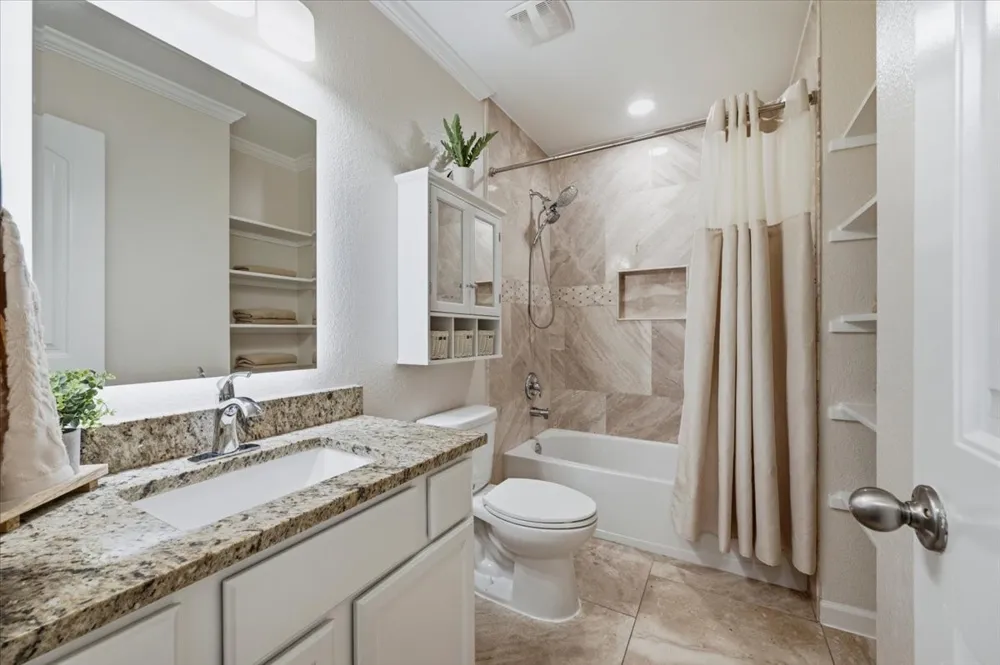 2225 Torch Lake Drive Forney, TX 75126