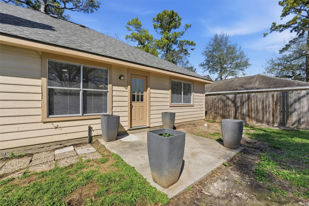 2618 Heatherknoll Drive Spring, TX 77373