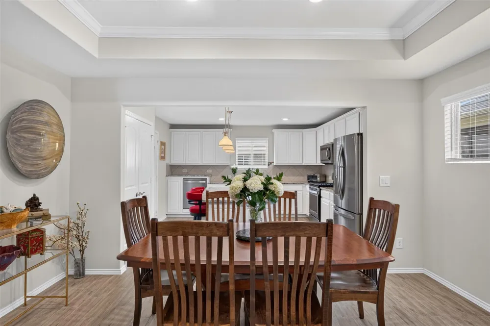 418 Thistle Thorn Drive The Woodlands, TX 77382