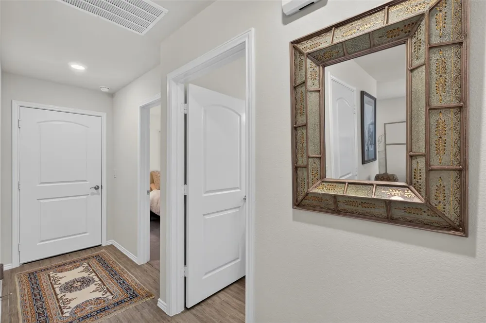 418 Thistle Thorn Drive The Woodlands, TX 77382
