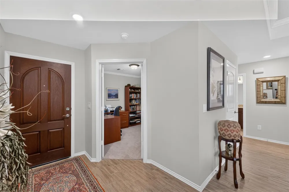 418 Thistle Thorn Drive The Woodlands, TX 77382