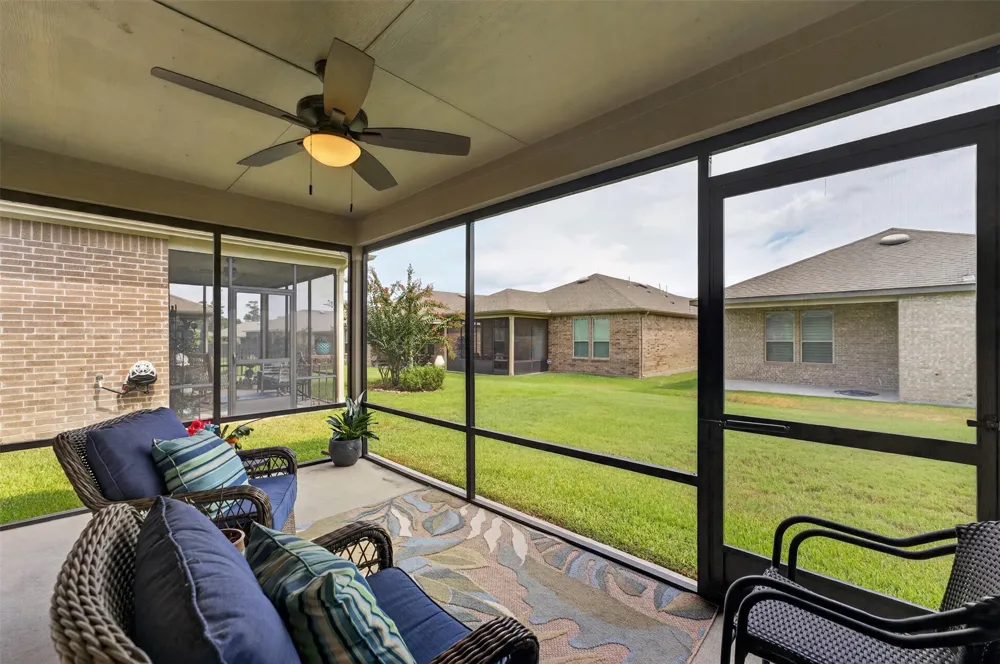 418 Thistle Thorn Drive The Woodlands, TX 77382