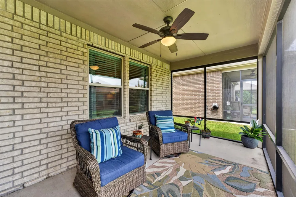 418 Thistle Thorn Drive The Woodlands, TX 77382