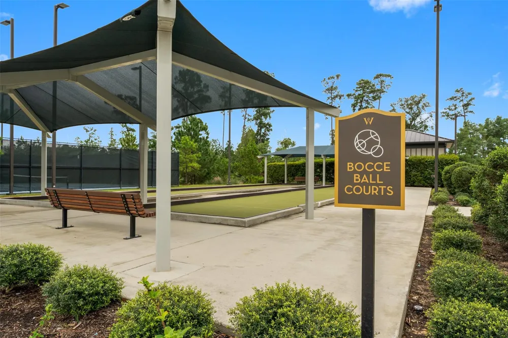 418 Thistle Thorn Drive The Woodlands, TX 77382