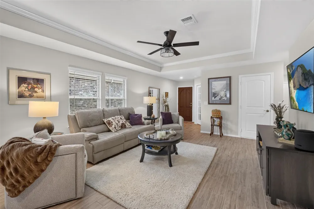 418 Thistle Thorn Drive The Woodlands, TX 77382