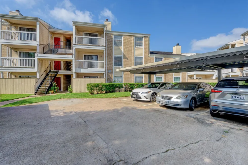 2750 Holly Hall Street #1017 Houston, TX 77054