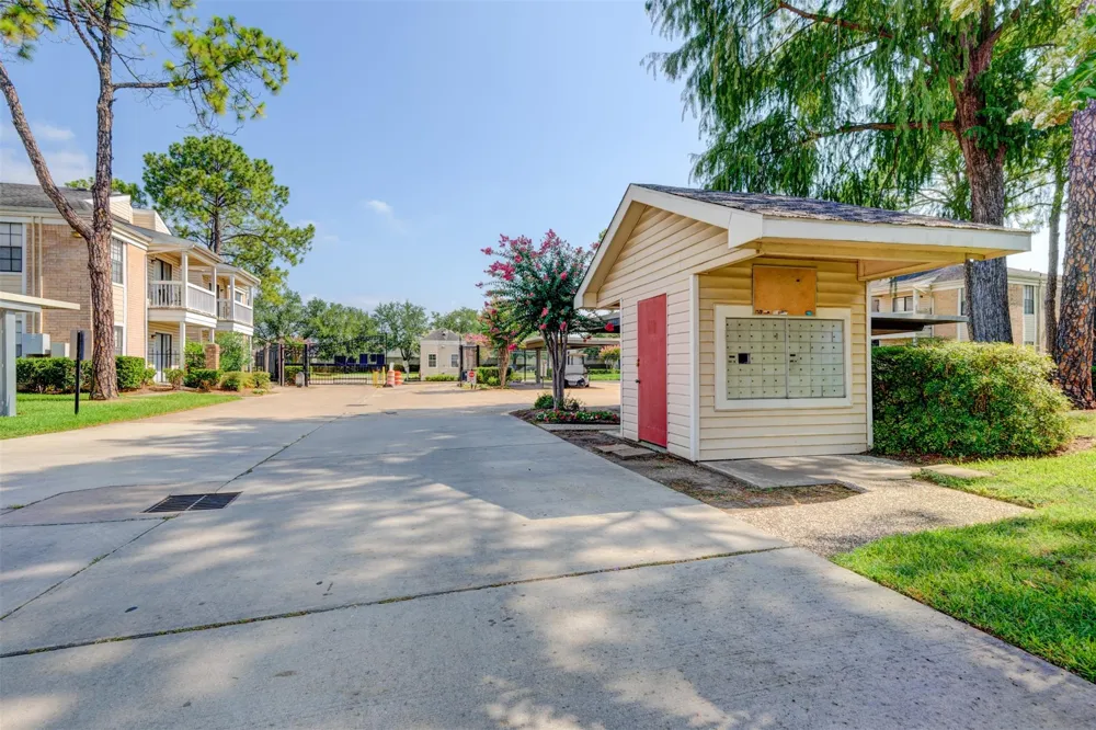 2750 Holly Hall Street #1017 Houston, TX 77054