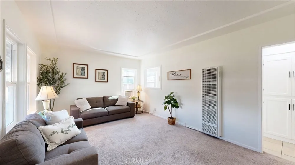 2828 Sierra Way San Bernardino, CA 92405