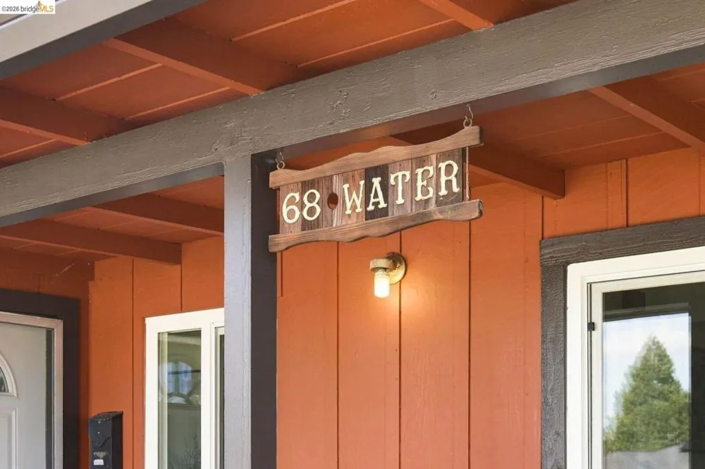 68 Water ST Bay Point, CA 94565