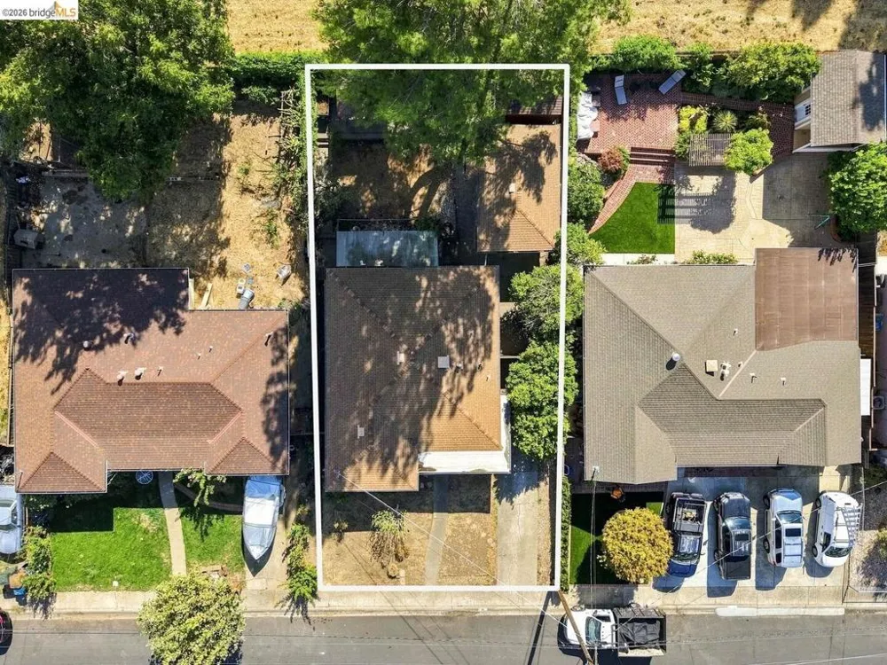 68 Water ST Bay Point, CA 94565