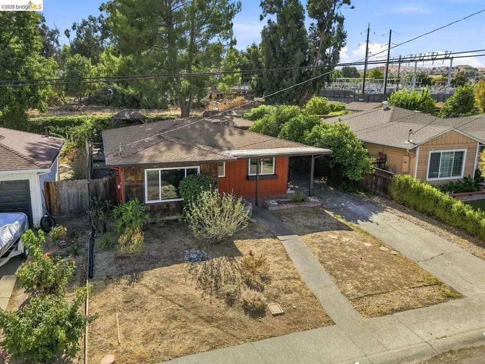 68 Water ST Bay Point, CA 94565