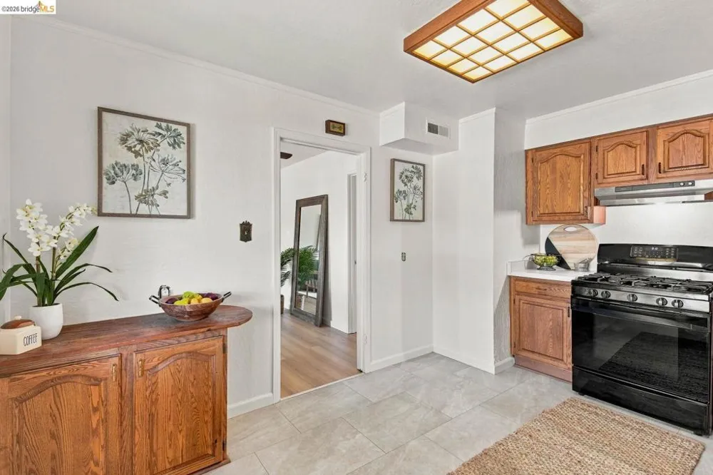 68 Water ST Bay Point, CA 94565