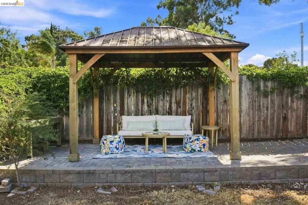 68 Water ST Bay Point, CA 94565
