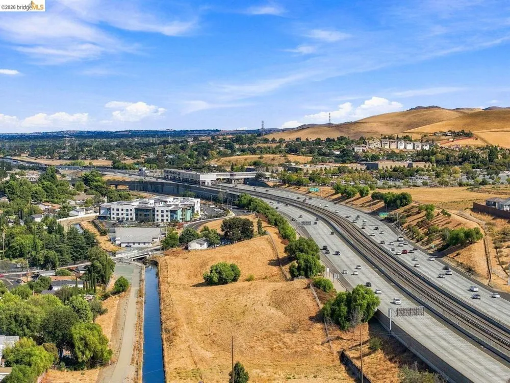 68 Water ST Bay Point, CA 94565