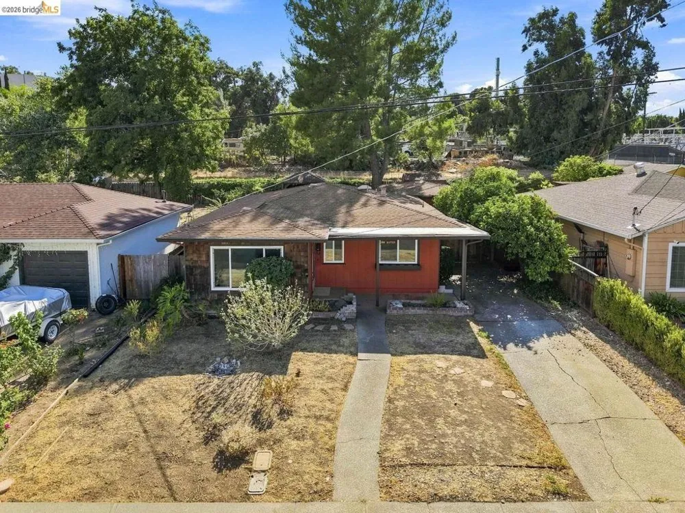 68 Water ST Bay Point, CA 94565