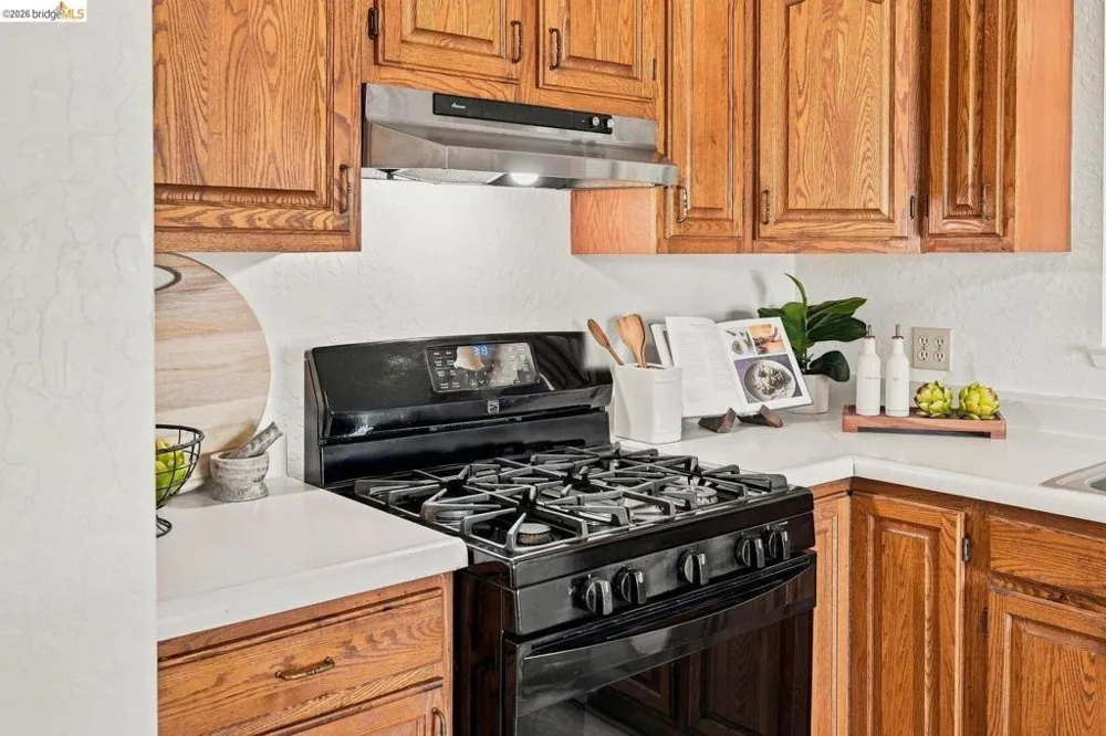 68 Water ST Bay Point, CA 94565