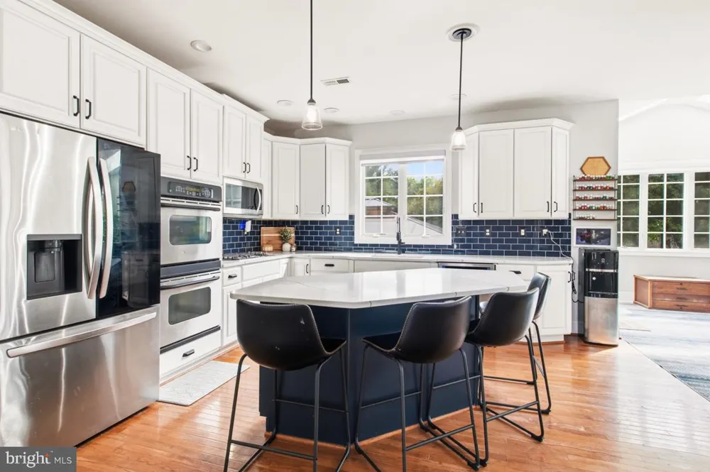 1108 KINGSLEY HALL DRIVE Lansdale, PA 19446