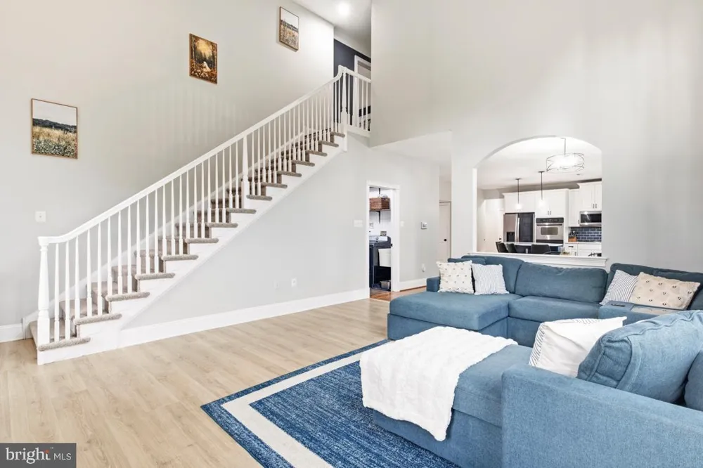 1108 KINGSLEY HALL DRIVE Lansdale, PA 19446