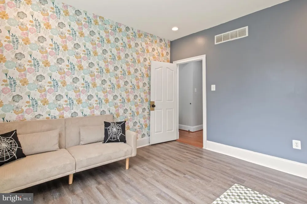 1108 KINGSLEY HALL DRIVE Lansdale, PA 19446