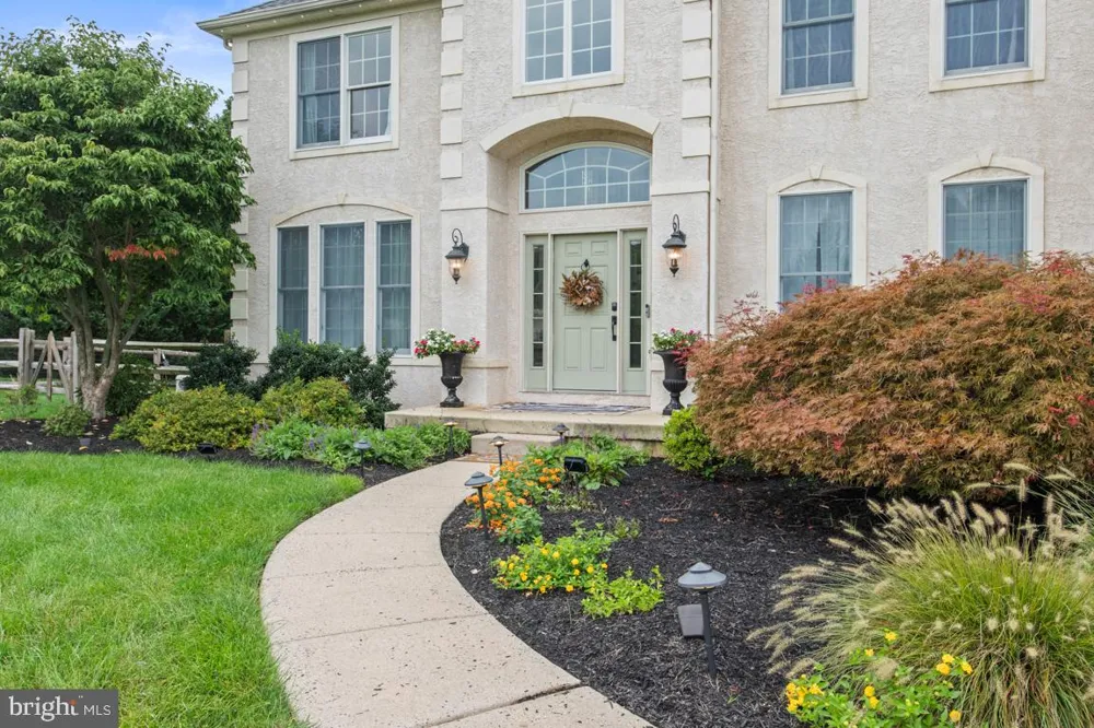 1108 KINGSLEY HALL DRIVE Lansdale, PA 19446