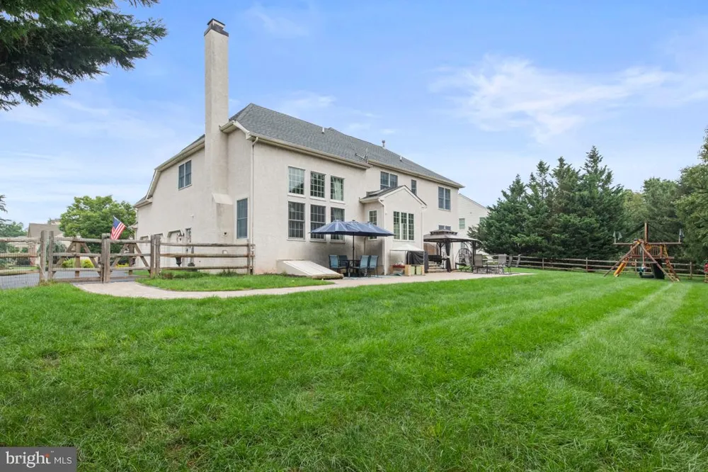 1108 KINGSLEY HALL DRIVE Lansdale, PA 19446