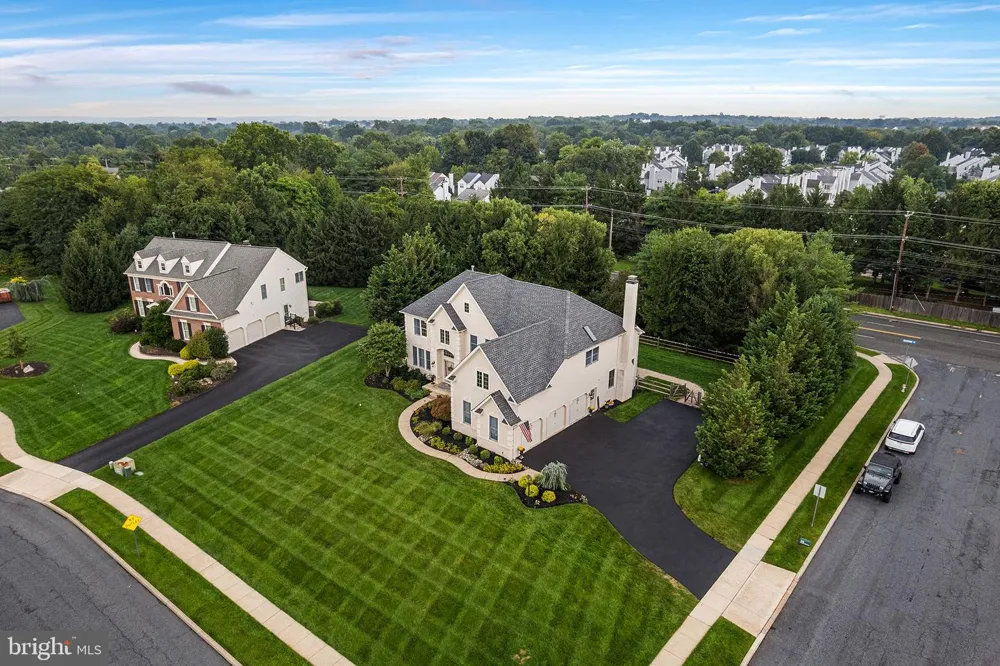1108 KINGSLEY HALL DRIVE Lansdale, PA 19446