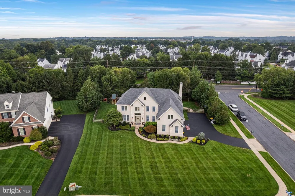1108 KINGSLEY HALL DRIVE Lansdale, PA 19446