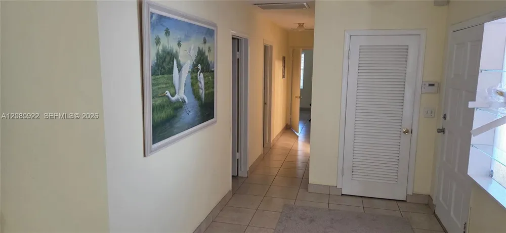 2359 Wallen Dr West Palm Beach, FL 33410