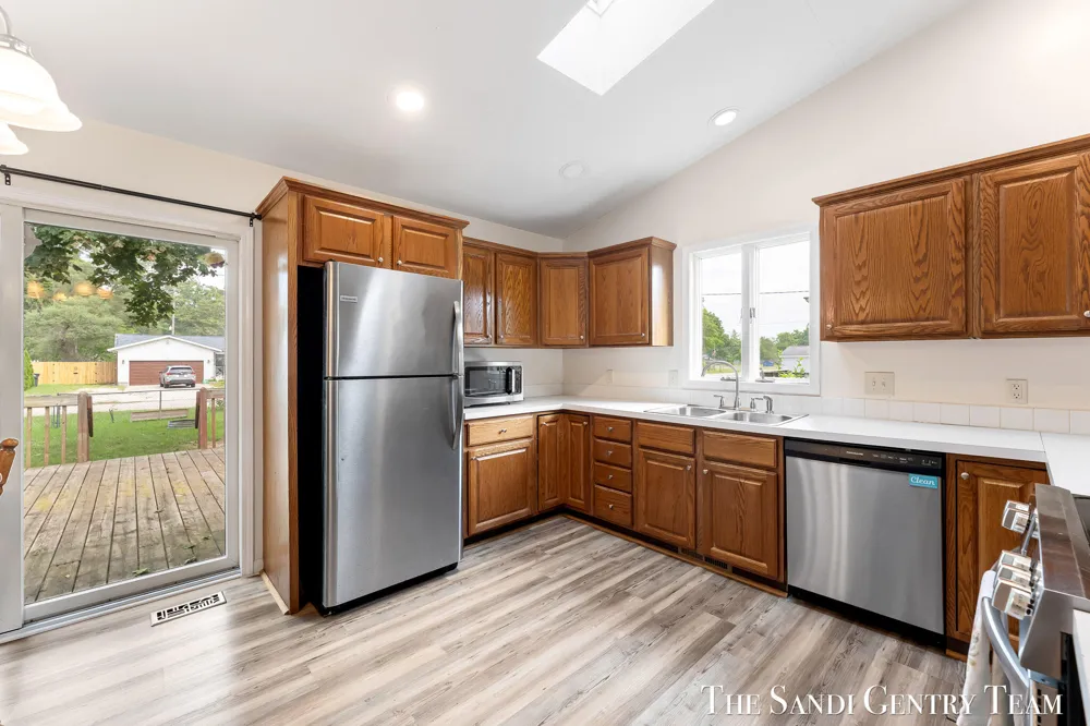 2252 Charles Street Norton Shores, MI 49441