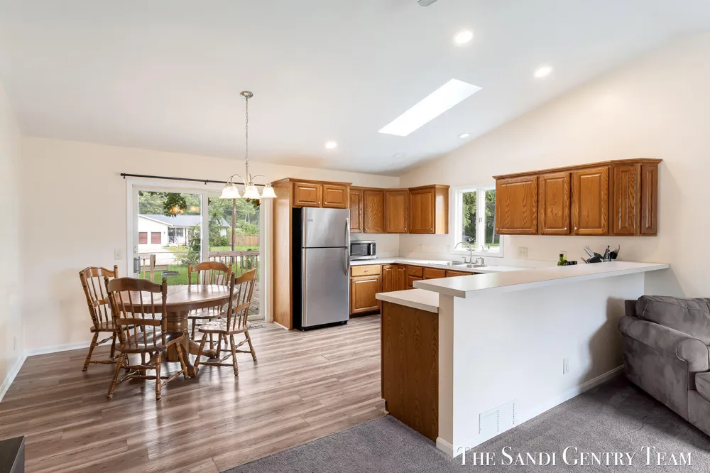 2252 Charles Street Norton Shores, MI 49441