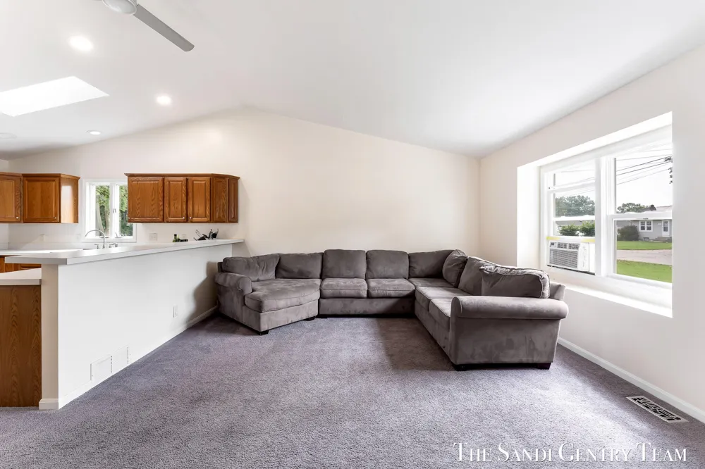 2252 Charles Street Norton Shores, MI 49441