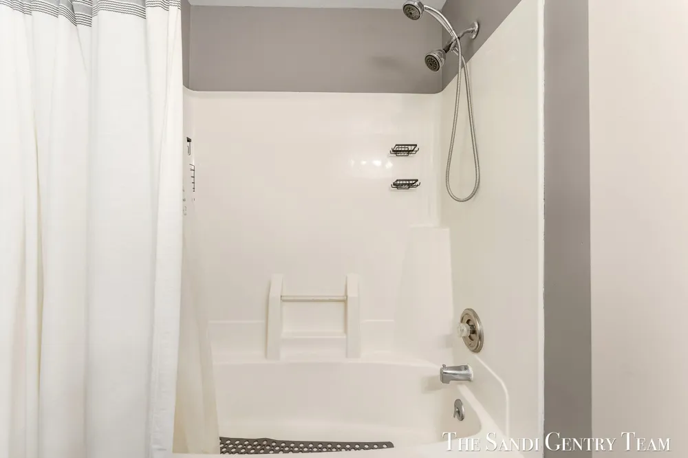 2252 Charles Street Norton Shores, MI 49441