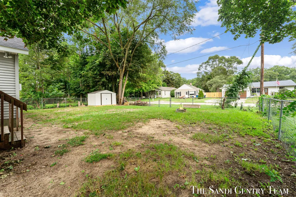 2252 Charles Street Norton Shores, MI 49441